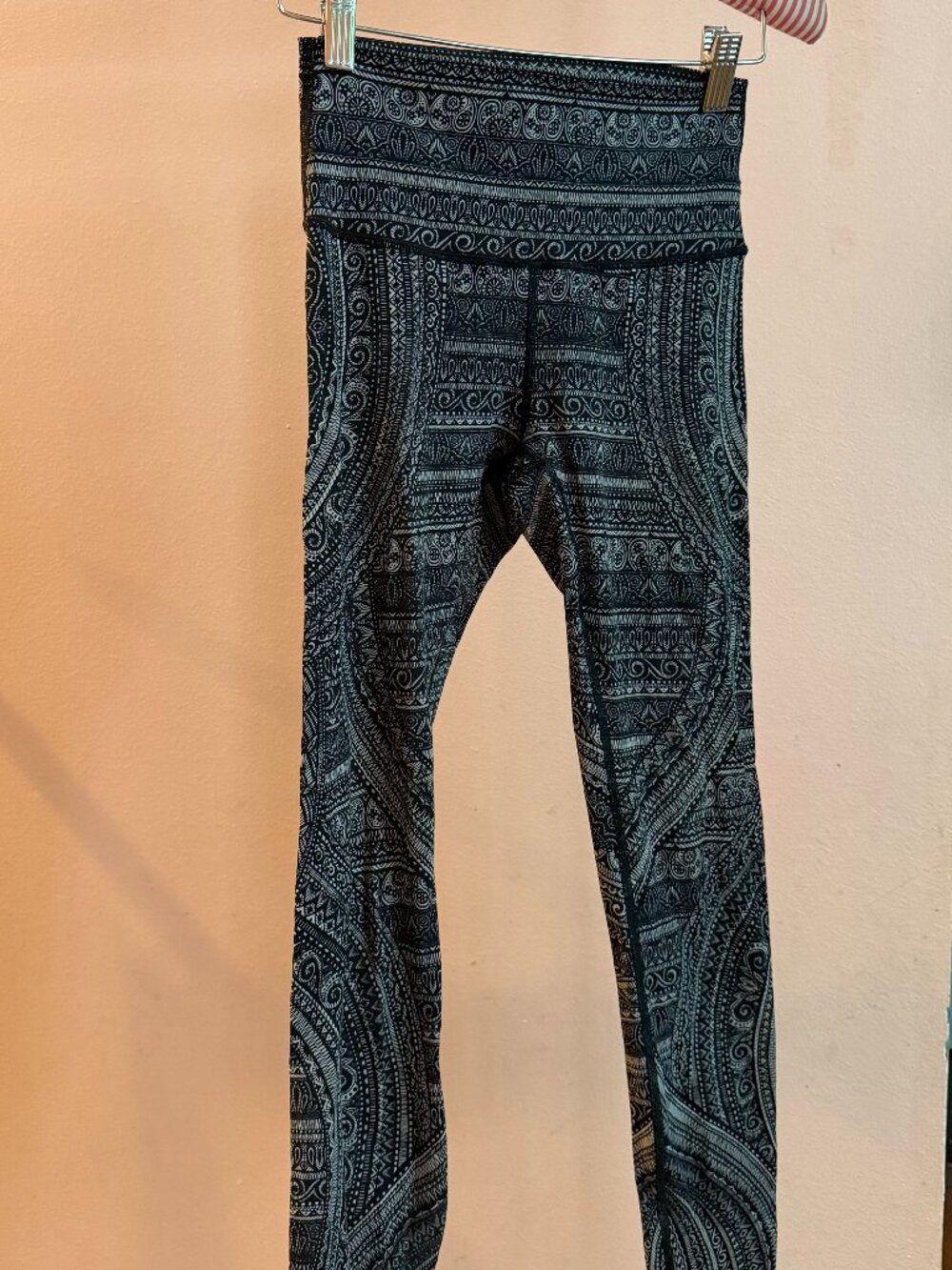 Lululemon Paisley Print Yoga Pants
